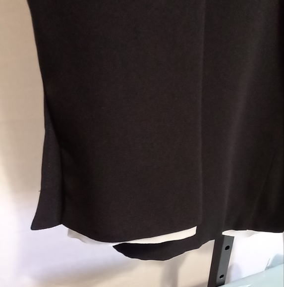 Essence black blazer - Picture 4 of 5